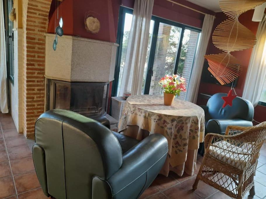Casa De Las Lavandas, Авила Экстерьер фото