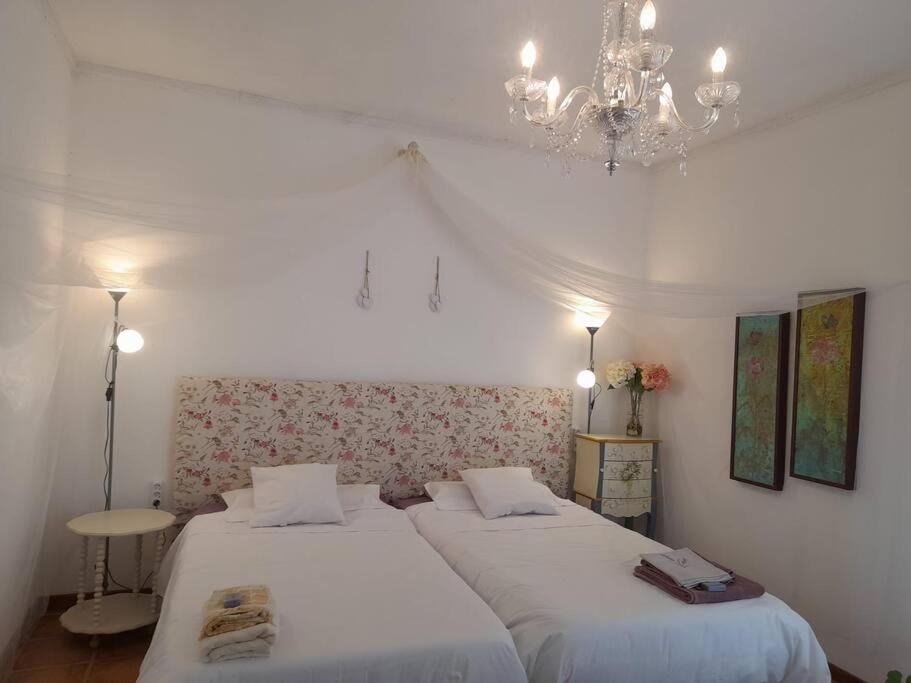 Casa De Las Lavandas, Авила Экстерьер фото